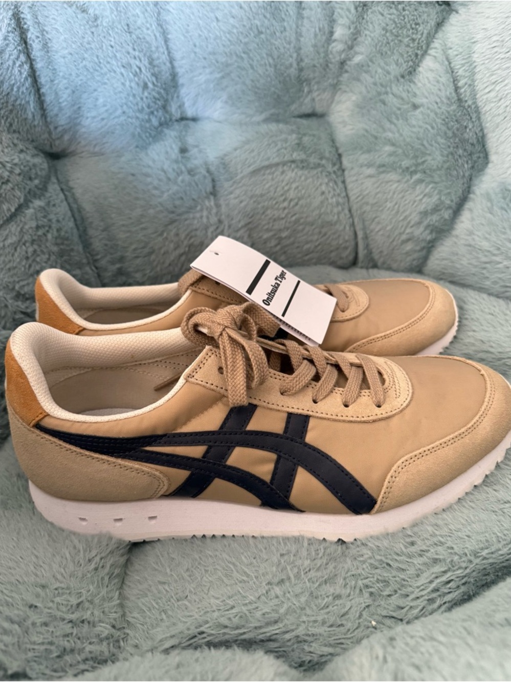 Onitsuka Tiger Men’s Size 9 US
